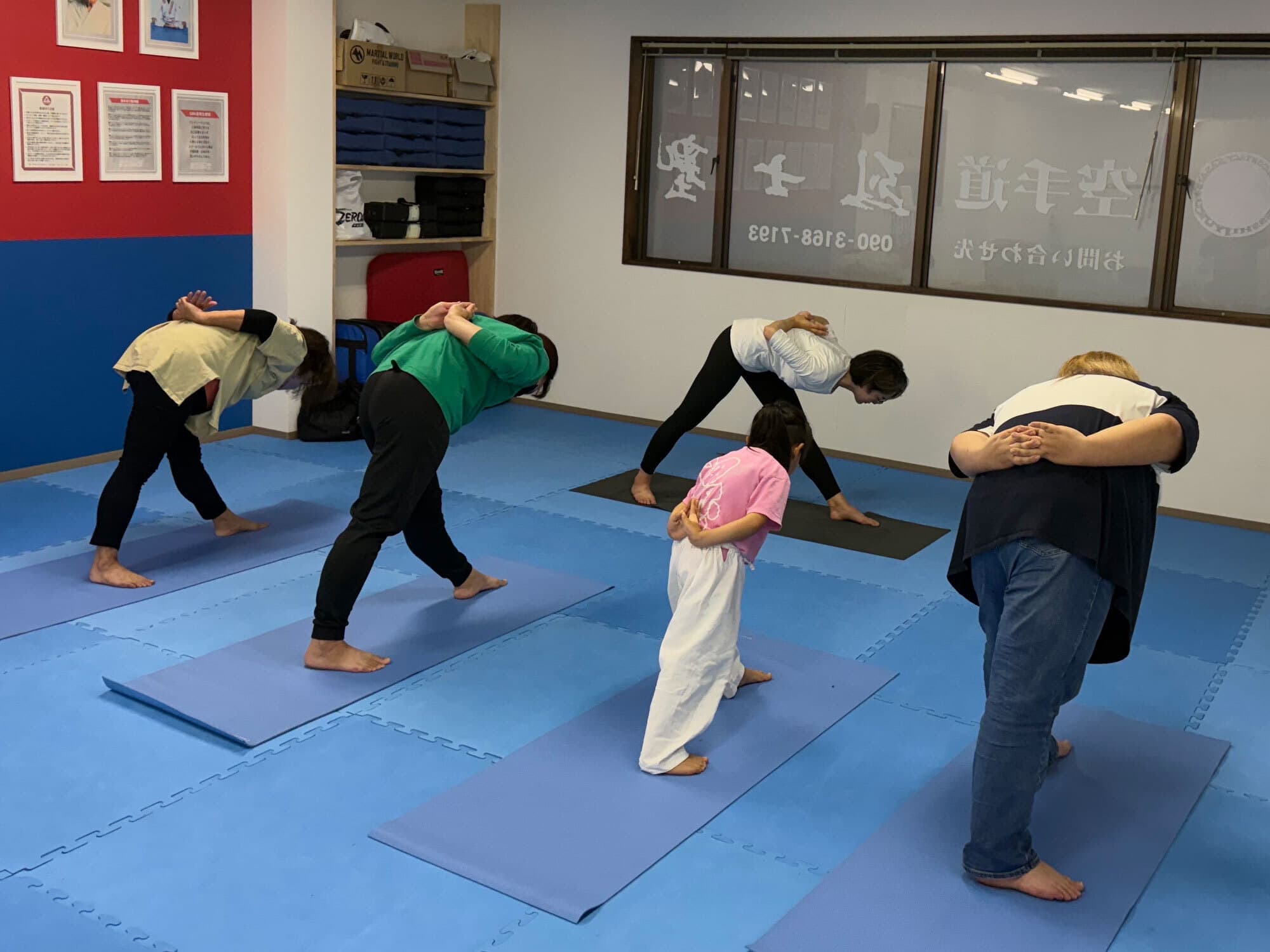 yoga-09.jpg